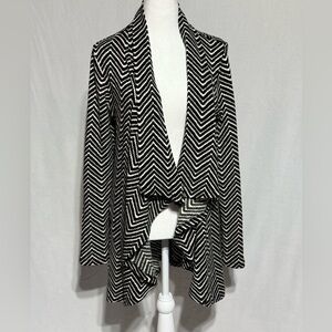 Skies Are Blue Black and White Chevron Open Front Cardigan Size Large